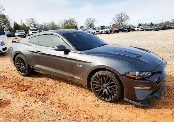 Ford Mustang cena 76000 przebieg: 102000, rok produkcji 2019 z Kielce małe 37